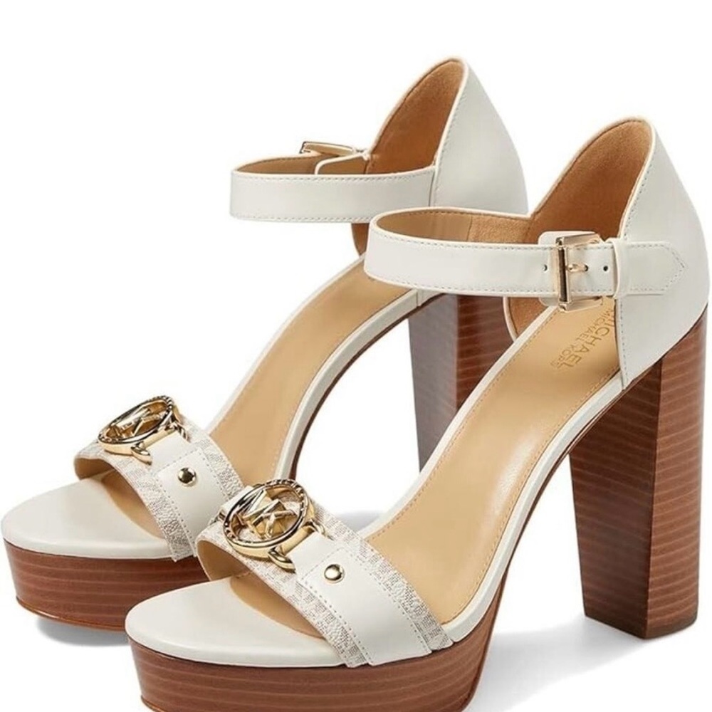 Michael Kors Rory Sandals 🤍